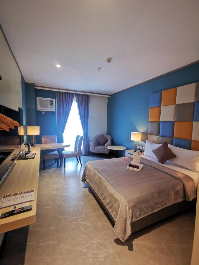 Yes Hotel Pandi Bulacan ภายนอก รูปภาพ